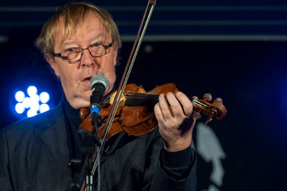 Sebastian hyldes med unik koncert i Pakhuset